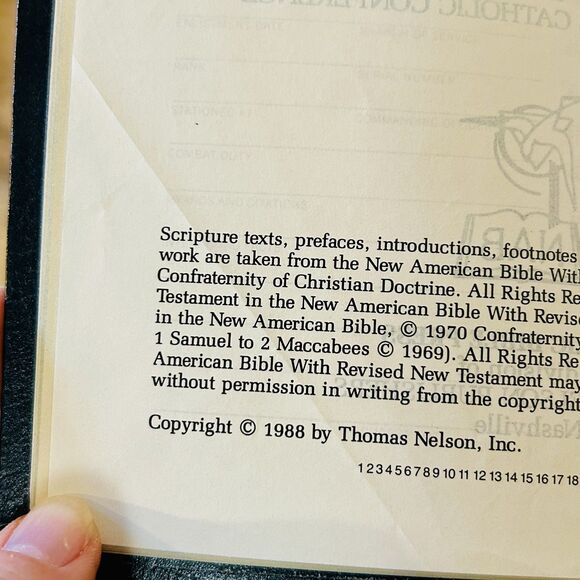 Giant Print Holy Bible Catholic Press 9083B New American NAB Black Paperback - Picture 5 of 5